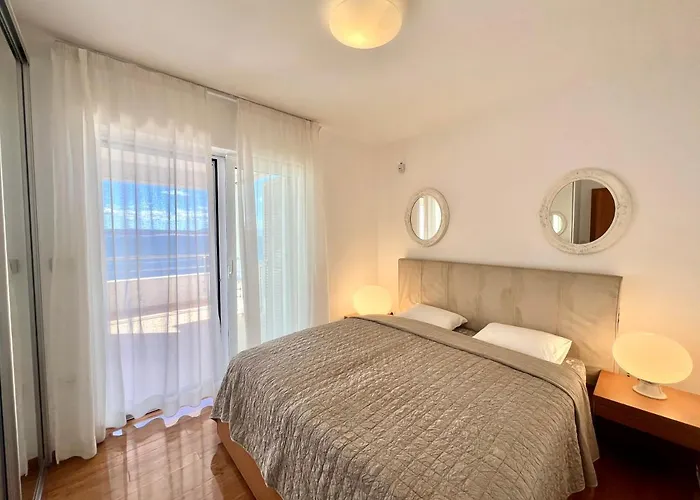 Apartment Golden View *