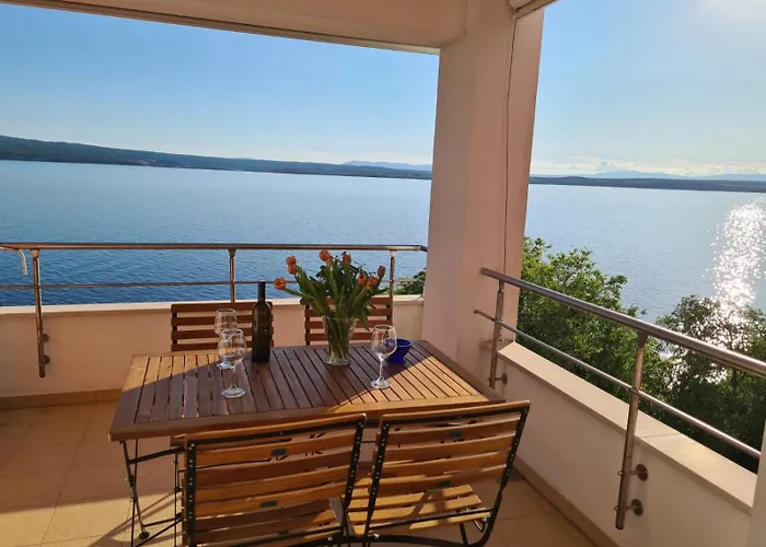 Apartment Golden View