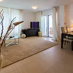 Apartment Golden View