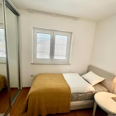 Apartment Golden View