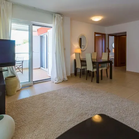 Apartament Golden View
